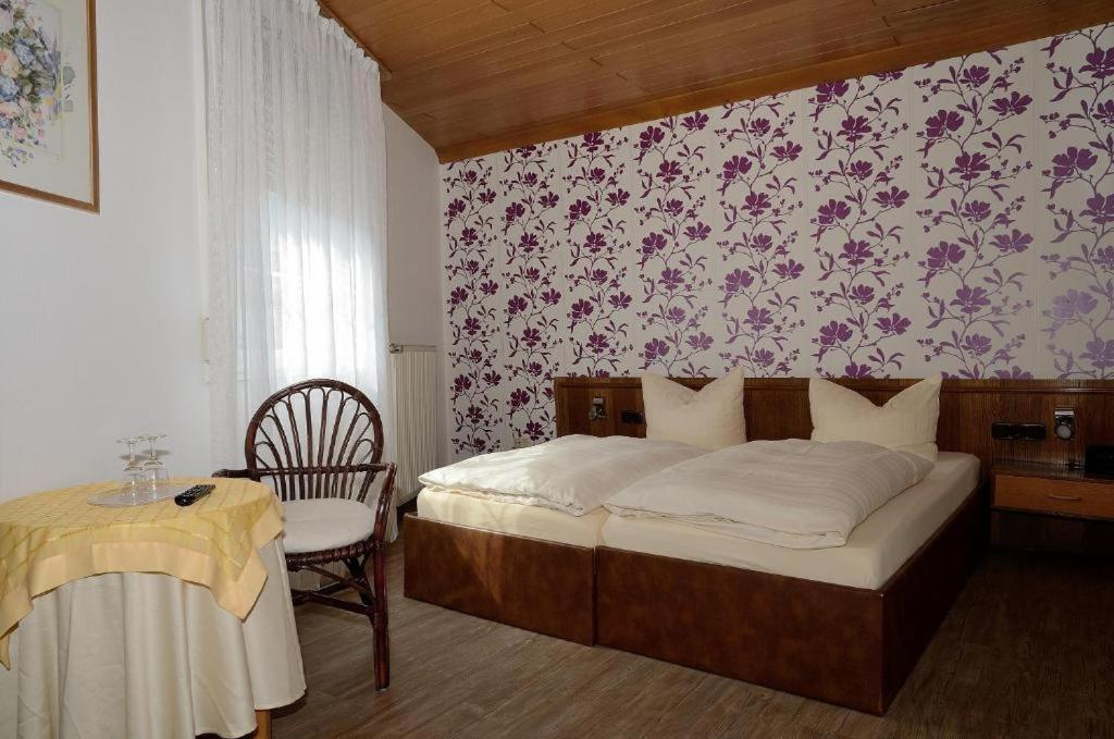 Weinhaus Hotel Zum Josefshof Graach Екстер'єр фото
