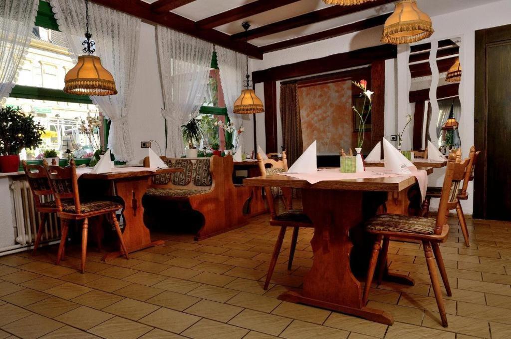 Weinhaus Hotel Zum Josefshof Graach Екстер'єр фото