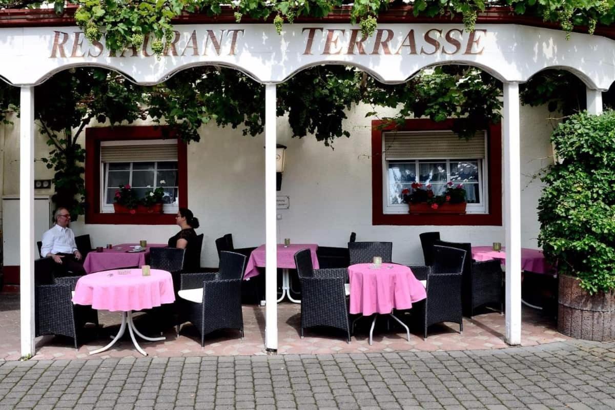 Weinhaus Hotel Zum Josefshof Graach Екстер'єр фото